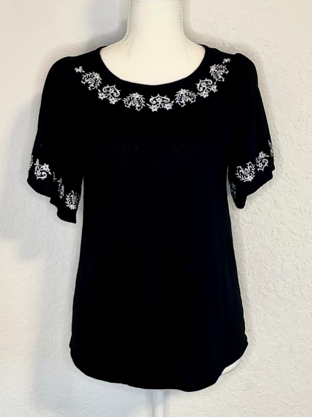 LOFT Embroidered Flutter Sleeve Top, Size S